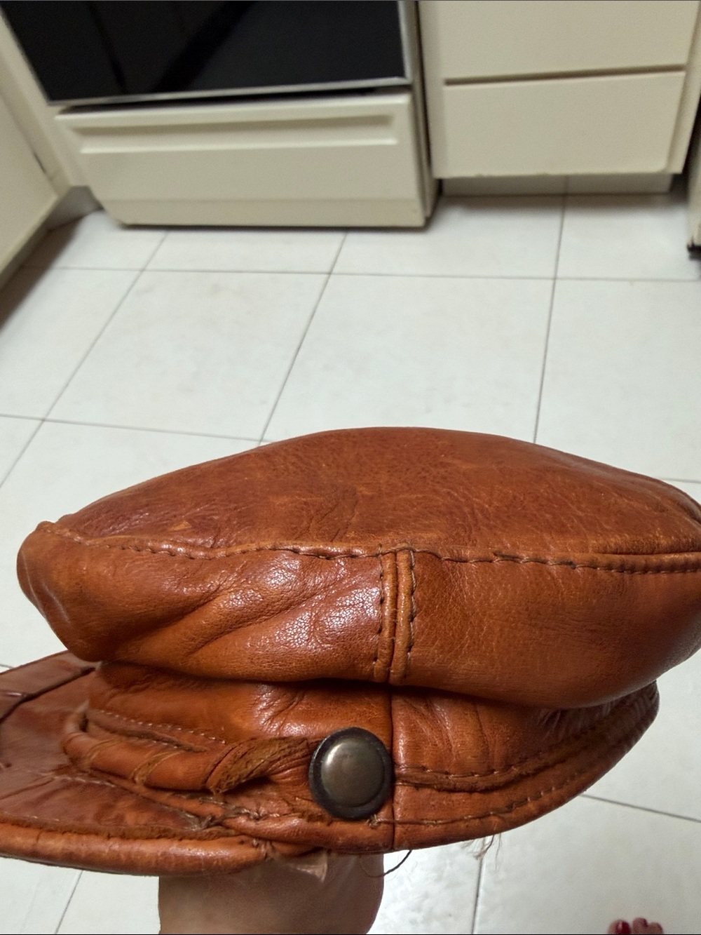 Vintage Men's Brown Leather Flat Cap - Classic Casual Style - Picture 8 of 8